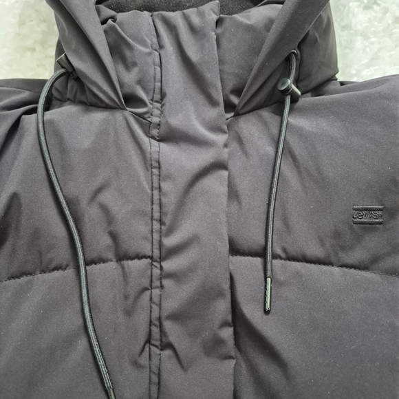 Levi's Black Hooded Puffer Jacket L Matte Finish Warm Munimal Streetwear Y2K - Picture 7 of 13